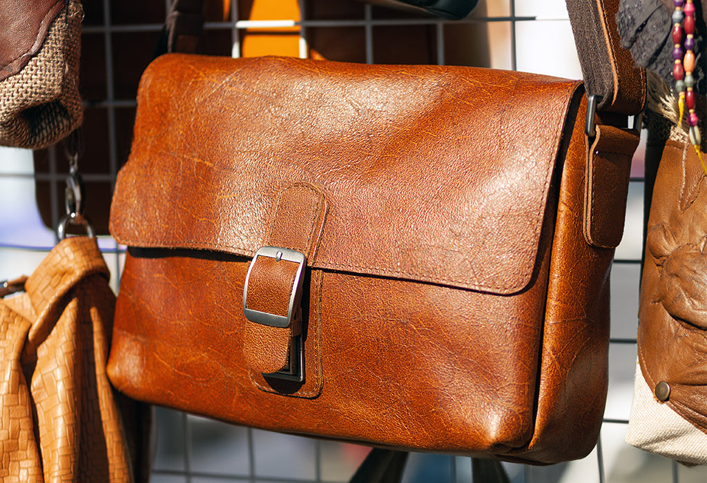 Can A Man Wear Women’s Clothing? 7 Items For Women That MEN Can Use