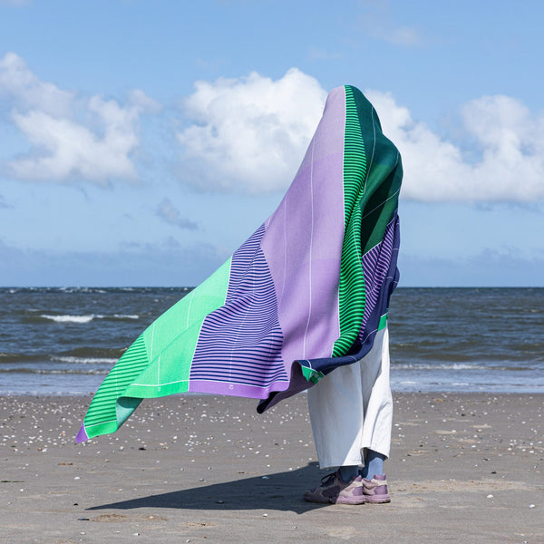 Raw Color’s Temperature Textiles wrap wearers in climate-change data