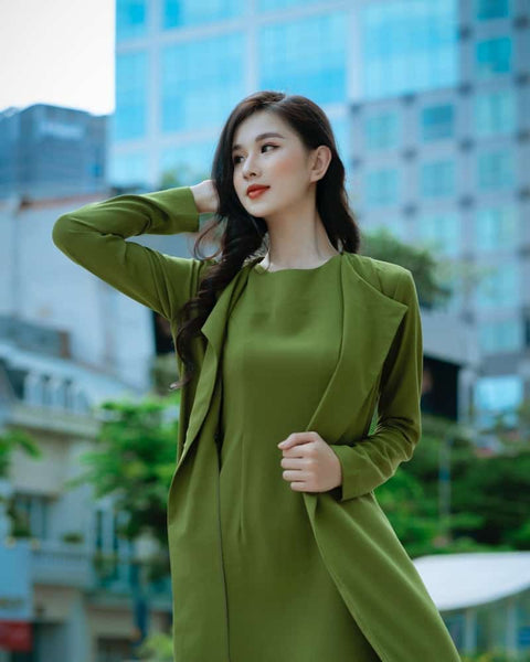 Monochrome Green Outfit Idea